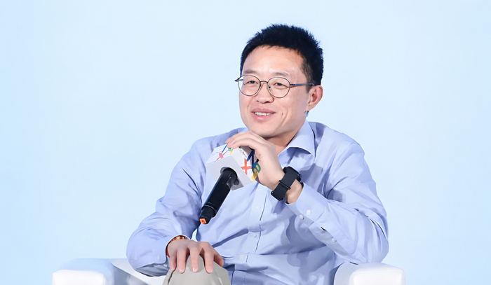 Kimi CEO 杨植麟，竟出自唐杰门下！还是 GLM 原始论文作者之一